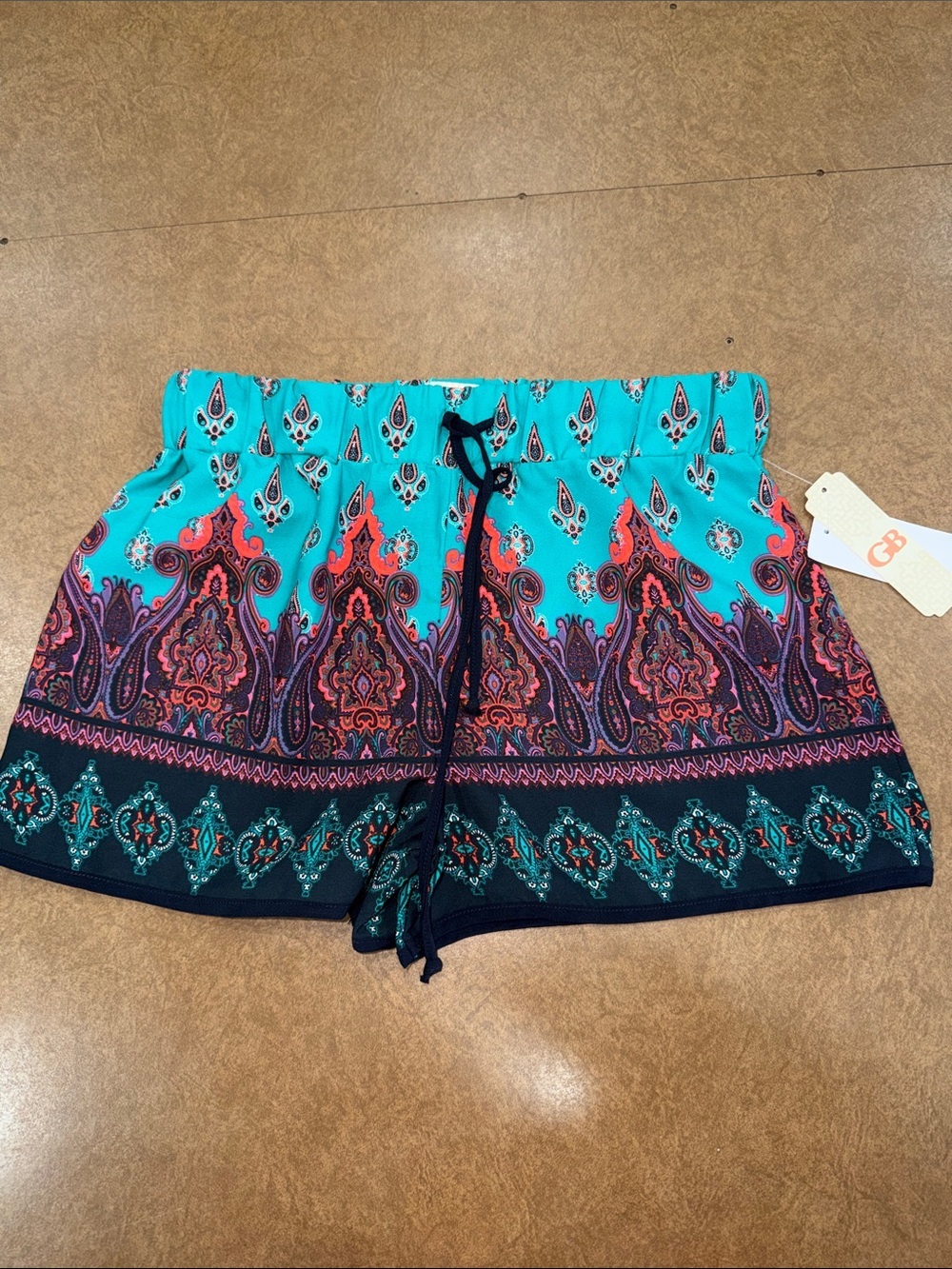 NWT Gianni Bini Teal Paisley Print Shorts with Navy Trim Pink/Purple/Orange